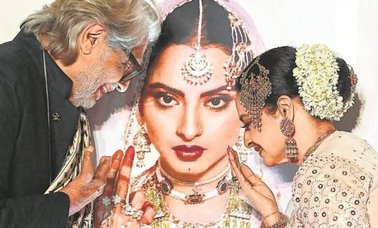 Indian filmmaker Muzaffar Ali L and actor Rekha 1751185584281.jpg