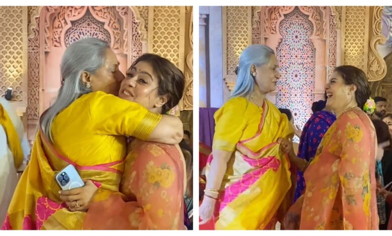 Jaya Bachchan and Kajol 1728546325626 1750729897311.jpg
