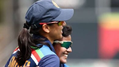 deepti sharma smriti mandhana 2025 03 86ea789631384864d828b8882207d541 16x9.jpg